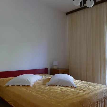 Apartment Bront Mimice